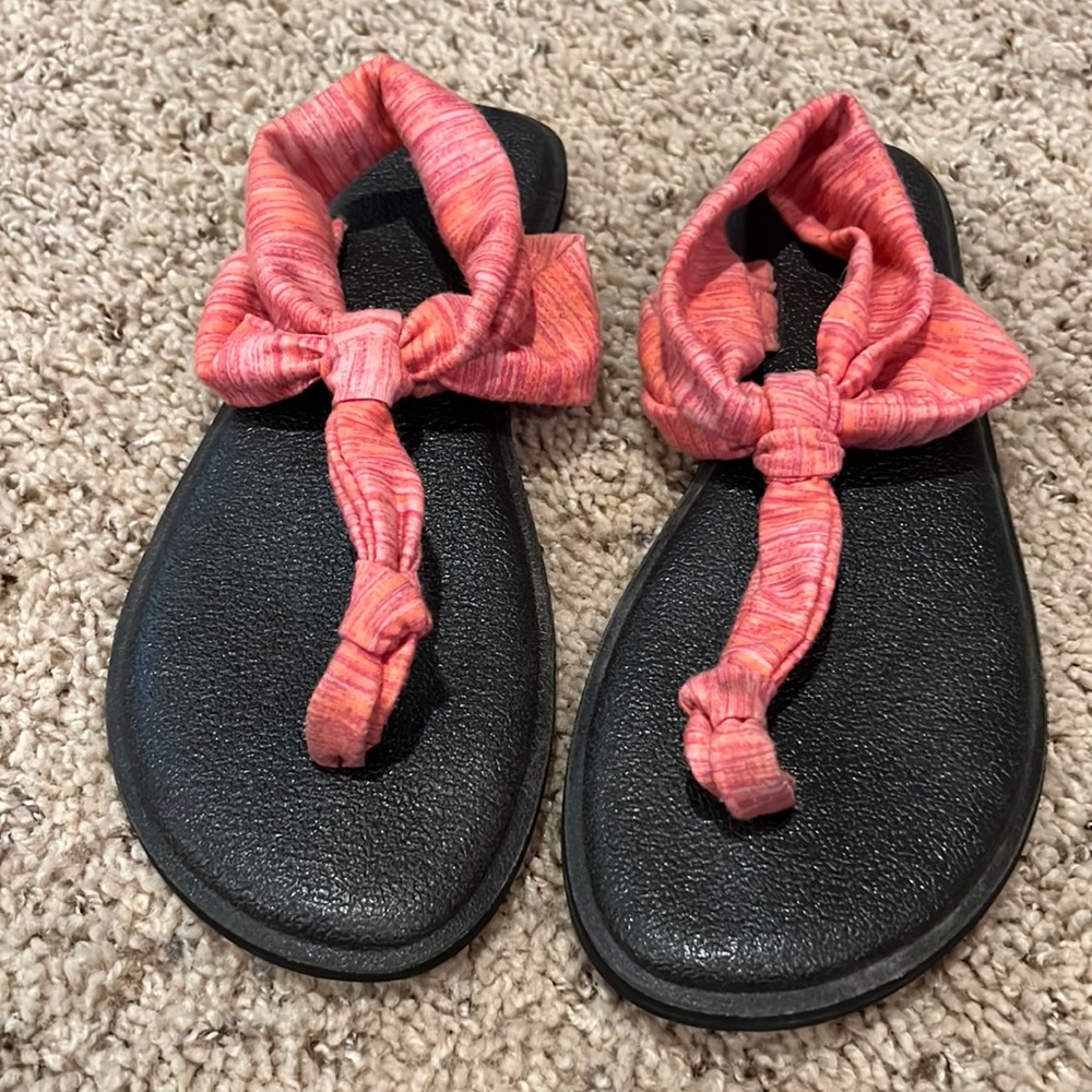Sanuk Yoga Sandal Women’s Size 8